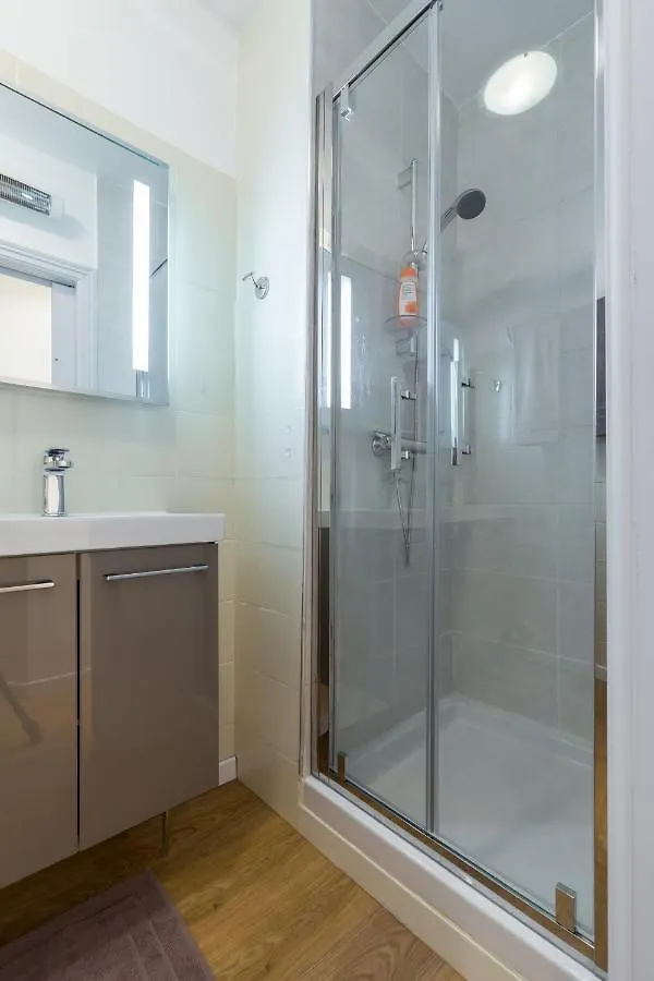Large One Bedroom Flat In The Old Town Nice Francie